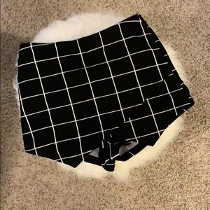 black & white checkered skort!!